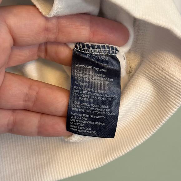 Tommy Hilfiger Hoodie Sweatshirt Boys 5 White All Over Logo Fleece Pullover NWT - Picture 8 of 8